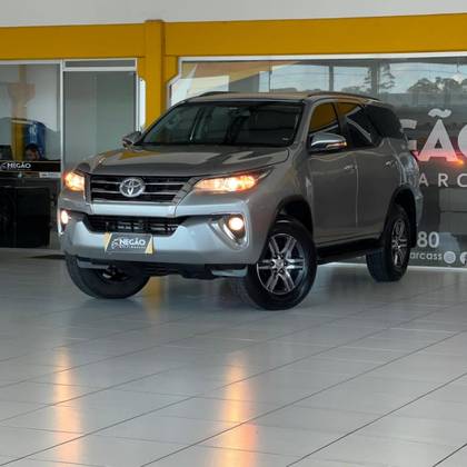 TOYOTA HILUX SW4 2.7 SRV 7 LUGARES 4X2 16V FLEX 4P AUTOMÁTICO